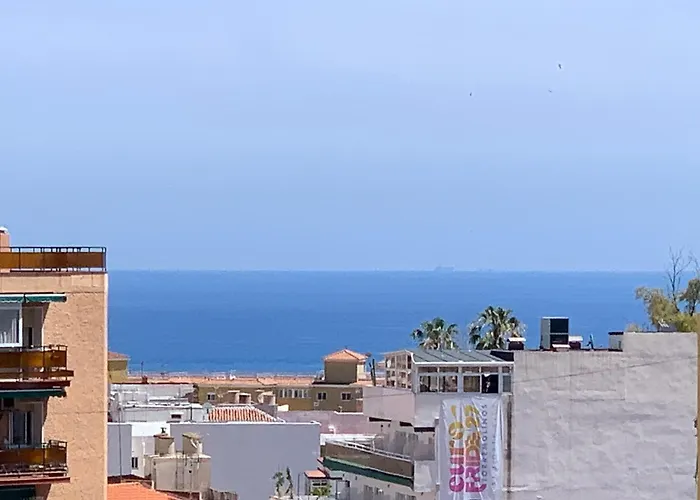 Elegant Studio With Pool And Seaview